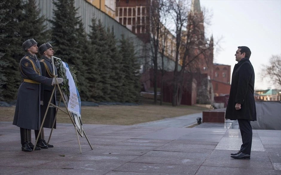 Ρωγμές στον άξονα ΗΠΑ-Ελλάδας – Αποστάσεις Τσίπρα από την Ευρωπαϊκή γραμμή για κυρώσεις στη Ρωσία